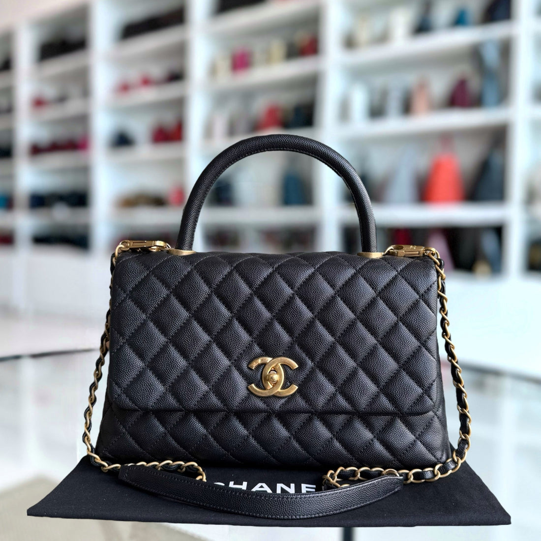 Chanel Coco Handle Medium - Togo/epsom/caviar/clemence/callfskin/cowhide/lambskin 29CM Quilted Black Gold Hardware Series 23