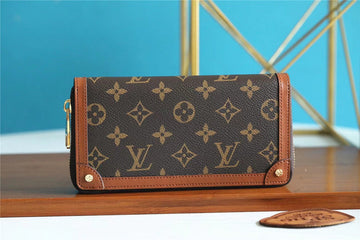 Pearl Street Bags - Louis Vuittons  - 10786