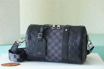 Pearl Street Bags - Louis Vuittons  - 11220