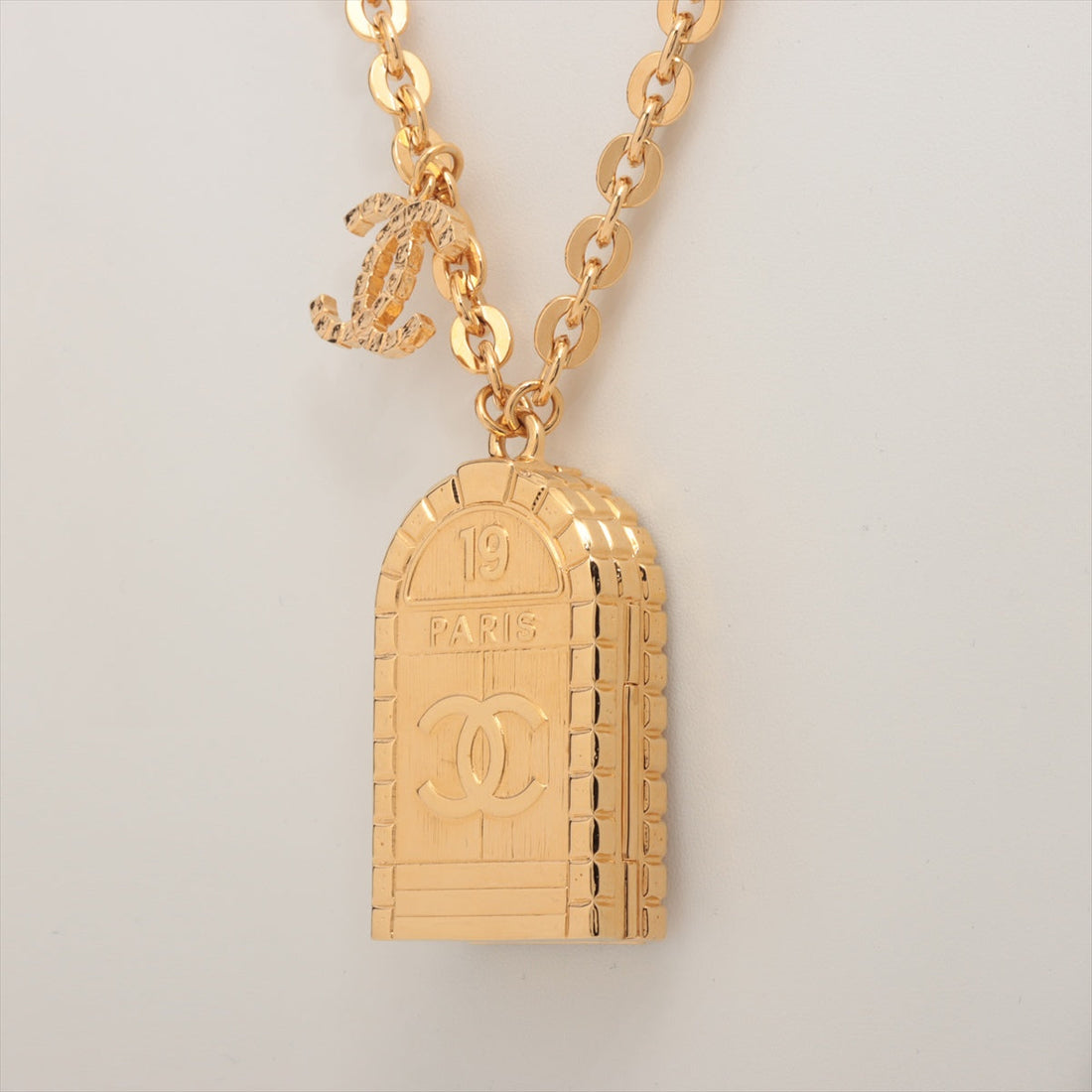 Chanel 31 RUE CAMBON B22A Necklace GP G