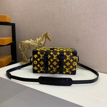 Pearl Street Bags - LV Bags -  1938