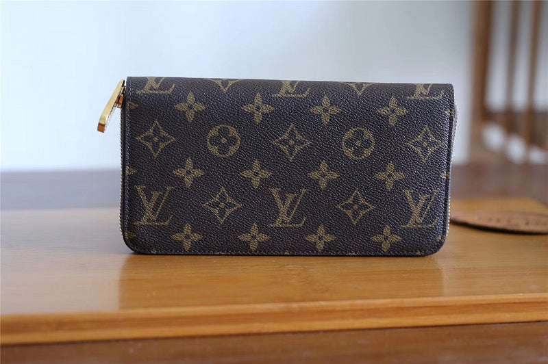 Pearl Street Bags - Louis Vuittons  - 11039
