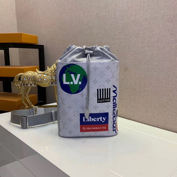 Pearl Street Bags - LV Bags -  1999
