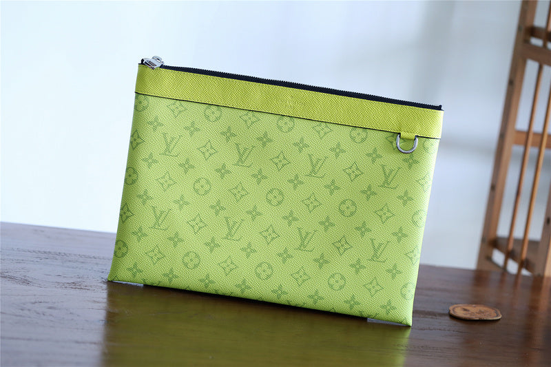 Pearl Street Bags - Louis Vuittons  - 11119