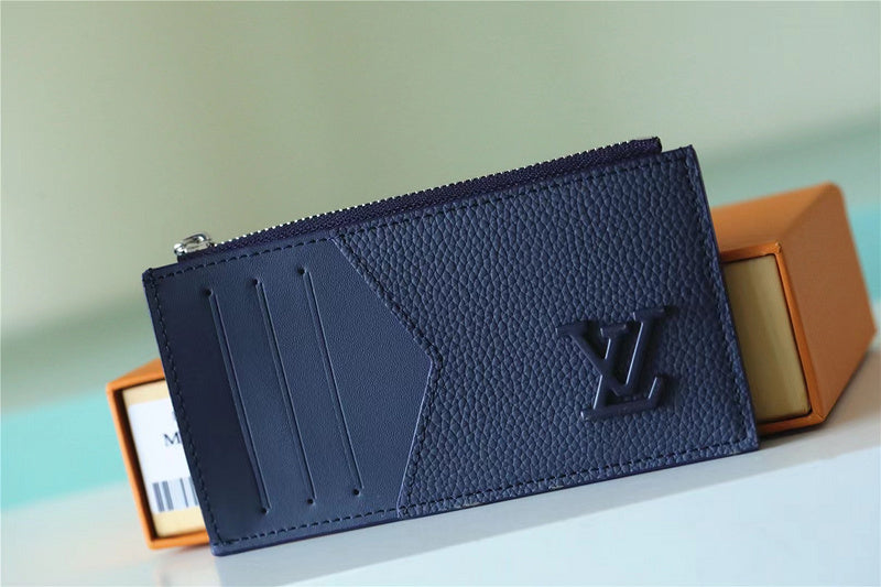 Pearl Street Bags - Louis Vuittons  - 10600