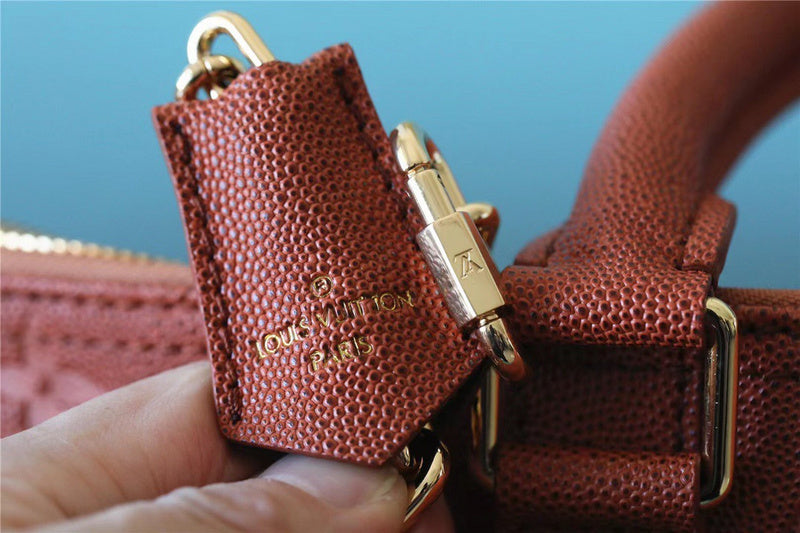 Pearl Street Bags - Louis Vuittons  - 11198