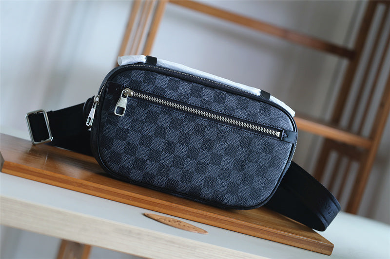 Pearl Street Bags - Louis Vuittons  - 10395