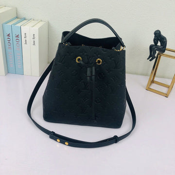 Pearl Street Bags - LV Bags -  1754