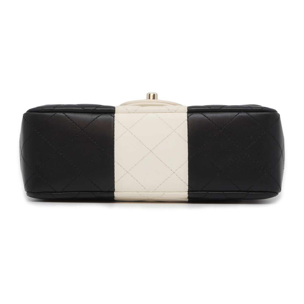 CHANEL Bicolor Matelasse ChainShoulder Bag Black/White Lambskin Size 20