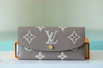 Pearl Street Bags - Louis Vuittons  - 10577