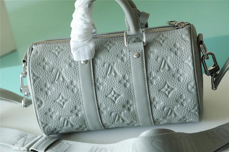 Pearl Street Bags - Louis Vuittons  - 11134