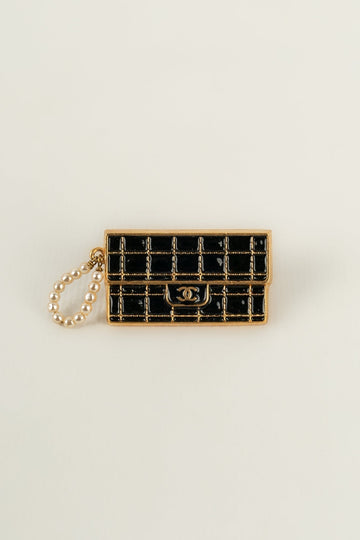 Broche / Pins "sac à main"  Chanel 2002
