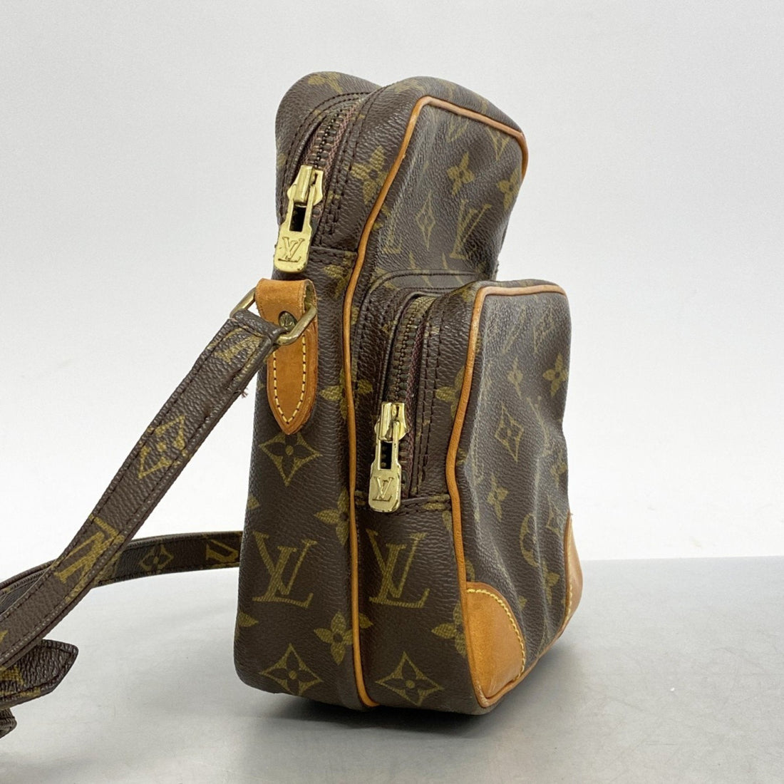 Louis Vuitton  Shoulder Bag