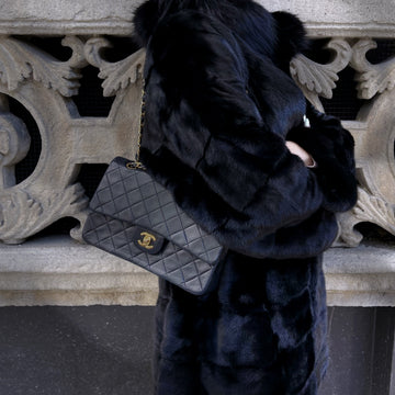 Chanel  18K gold Classic Flap Lambskin Medium bag