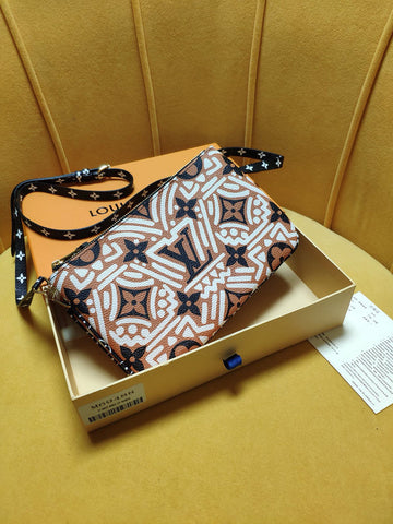 Pearl Street Bags - LV Bags -  2164