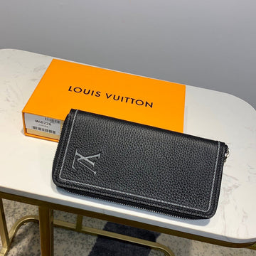 Pearl Street Bags - Louis Vuittons  - 10868
