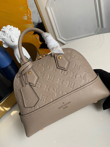 Pearl Street Bags - LV Bags -  1853