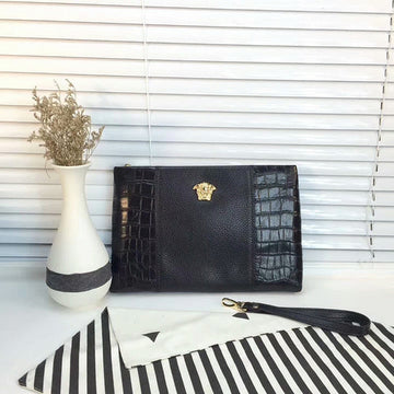 Pearl Street Bags - New Arrivals - 671