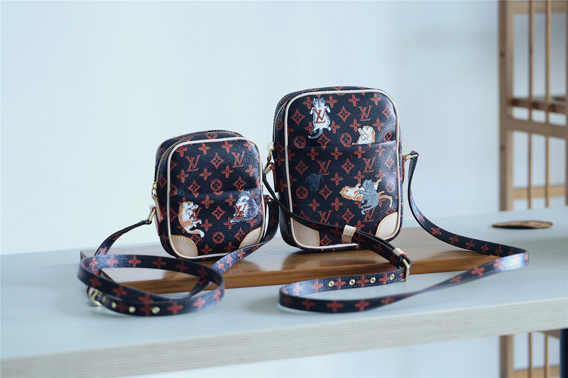 Pearl Street Bags - Louis Vuittons  - 10386
