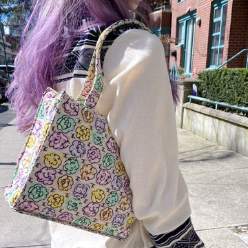 Chanel  Flower CC Loge tote