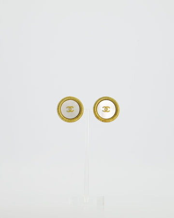 Pearl Street Bags Chanel  94P Gold Iridescent Pearl with CC Logo Round Clip-On Earrings