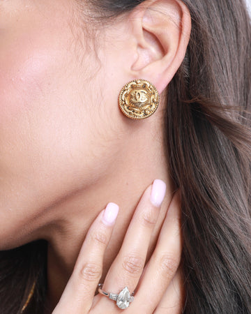 Pearl Street Bags Chanel  Yellow Gold Round Abstract CC Logo Clip On Earrings