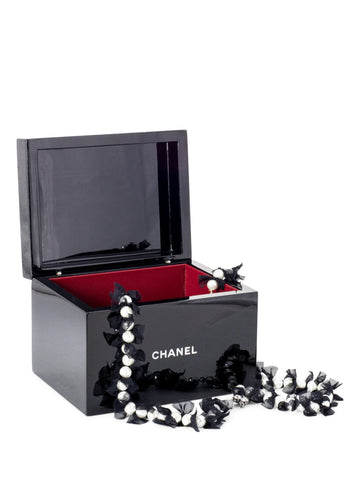 Chanel Lacquered Beauty Jewelry Box Black