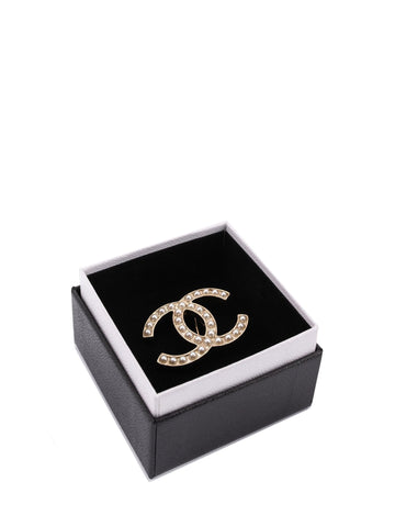 Chanel Pearl CC Logo Pin Gold