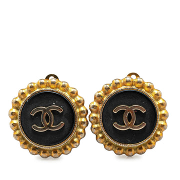 Pearl Street Bags Chanel CC Clip on Earrings (SHG-NIDBoD)