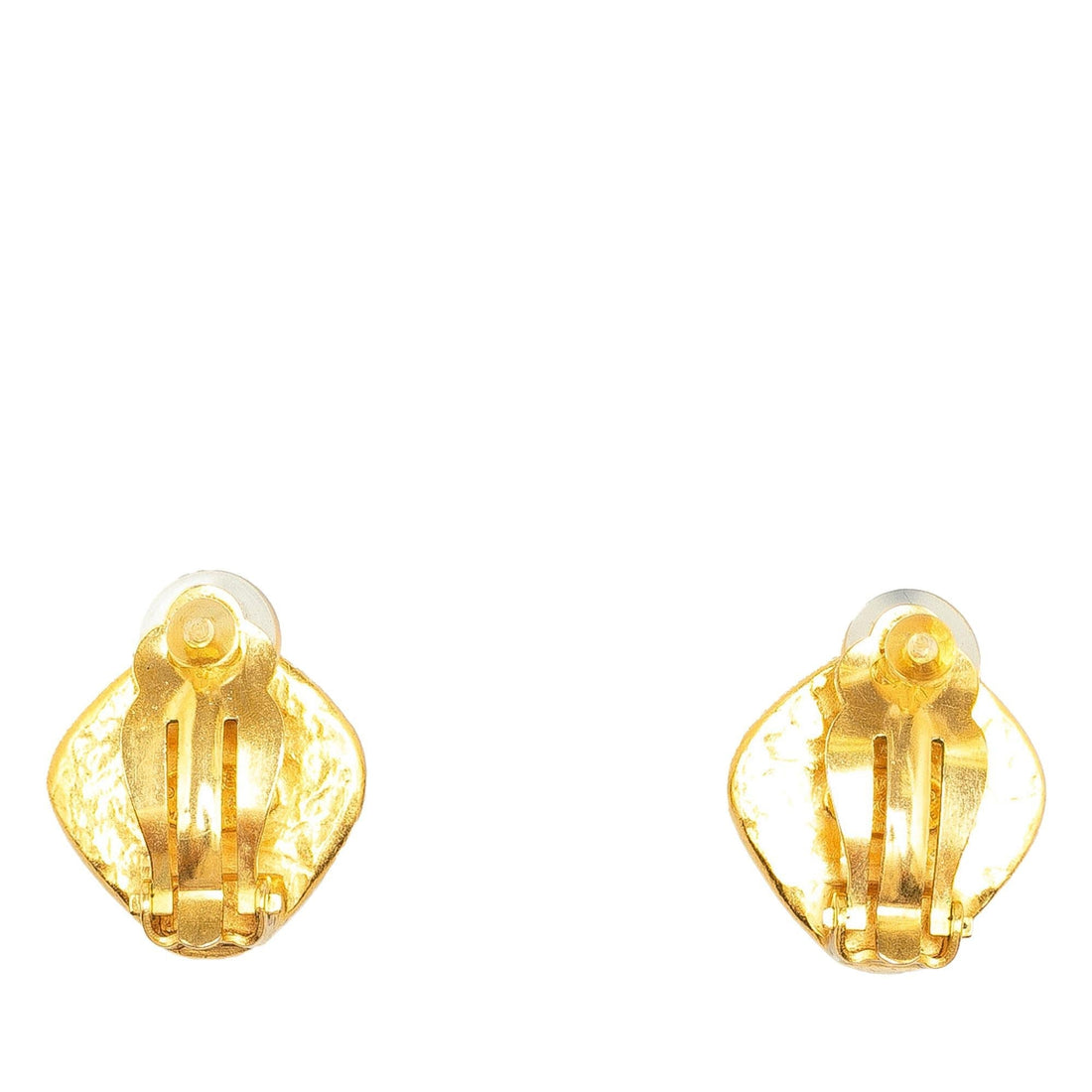 Pearl Street Bags Chanel CC Clip on Earrings (SHG-O6zn0b)