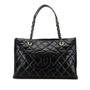 Chanel CC Crumpled CalBNkin Shopping Tote (SHG-uO1fXX)