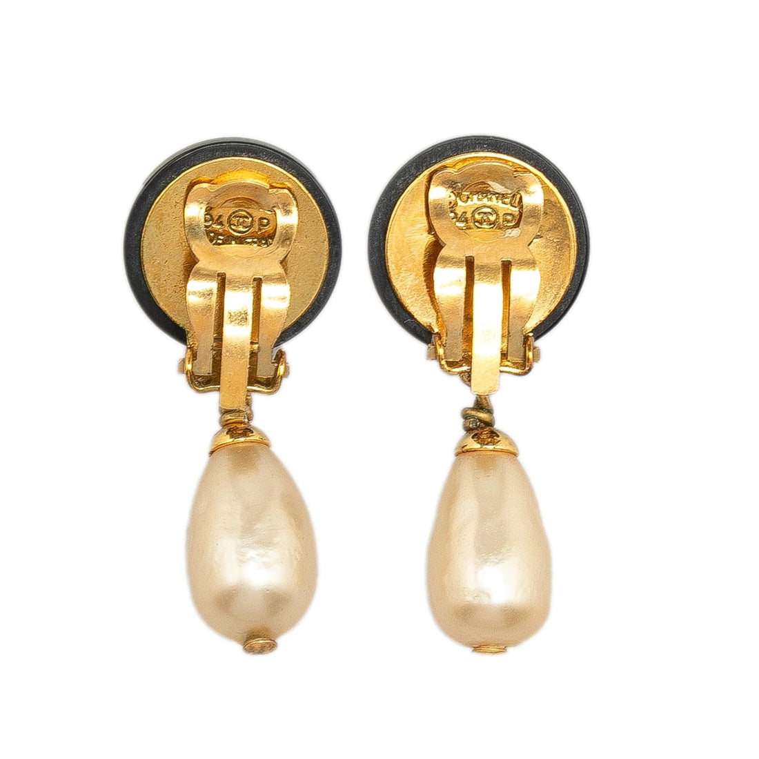 Pearl Street Bags Chanel CC Dangling Faux Pearl Clip on Earrings (SHG-xVB7Y6)