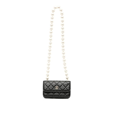 Chanel CC Lambskin About Pearls Card Holder On Chain (SHG-XiJKT4)
