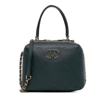 Pearl Street Bags Chanel CC Quilted Bullskin Vanity Case (SHG-3WgpyN)