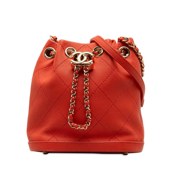 Pearl Street Bags Chanel CC Quilted Lambskin Bucket (SHG-Kq4OAT)