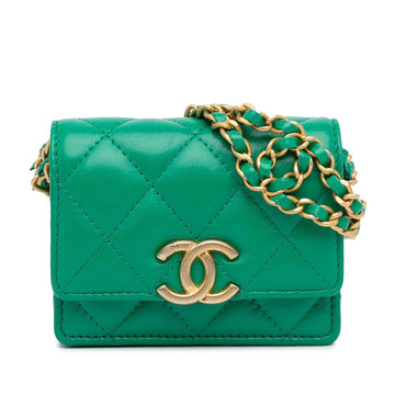 Pearl Street Bags Chanel CC Quilted Lambskin Clutch with Chain (SHG-9Em7pa)