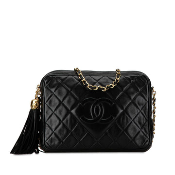 Pearl Street Bags Chanel CC Quilted Lambskin Tassel Camera Bag (SHG-TAMQsK)