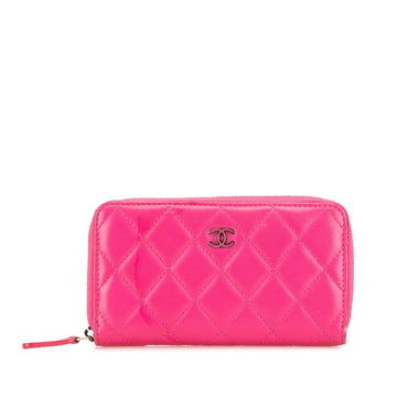 Chanel CC Quilted Lambskin Zip Around Wallet (SHG-TJpHnQ)