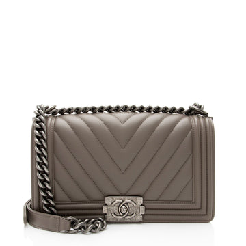 Chanel Chevron Lambskin Old Medium Boy Bag (SHF-fEUBkq)