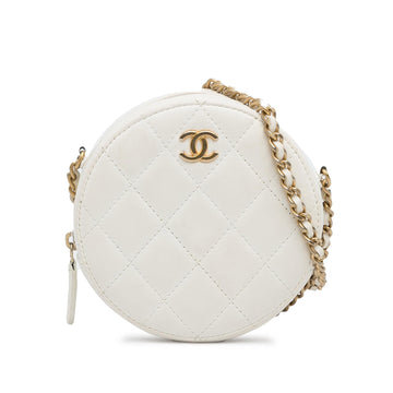 Pearl Street Bags Chanel Classic Lambskin Round Crossbody (SHG-JyweQg)