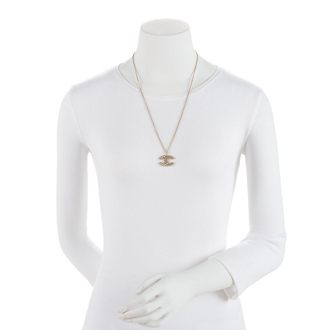 Pearl Street Bags Chanel Crystal Pearl CC Necklace (SHF-RxHf2H)