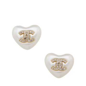 Pearl Street Bags Chanel Crystal Pearl Heart CC Stud Earrings (SHF-mGAgRY)