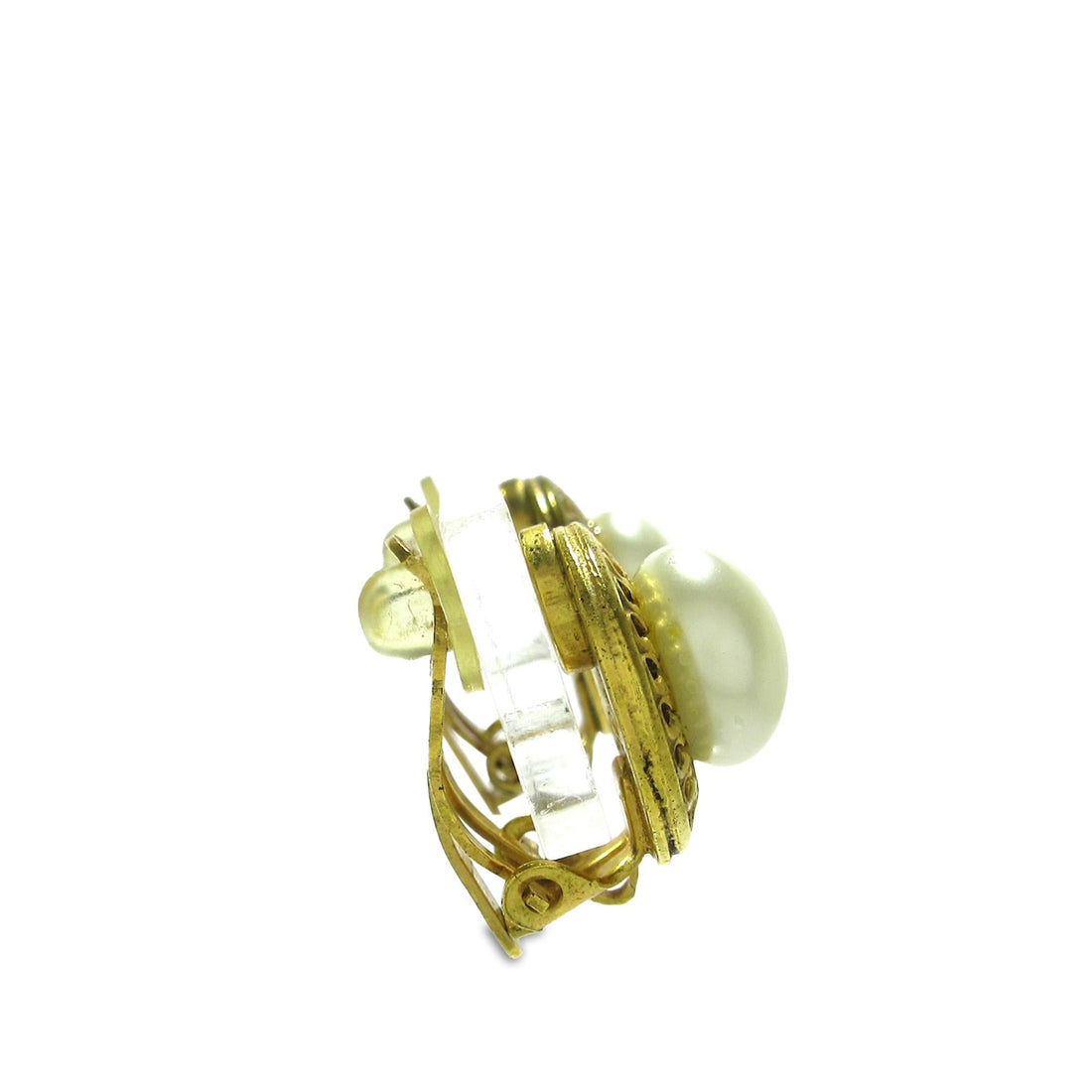 Pearl Street Bags Chanel Faux Pearl Clip On Earrings (SHG-ugoORM)