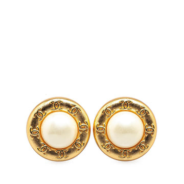 Chanel Gold Plated CC Faux Pearl Clip on Earrings (SHG-ziw21R)