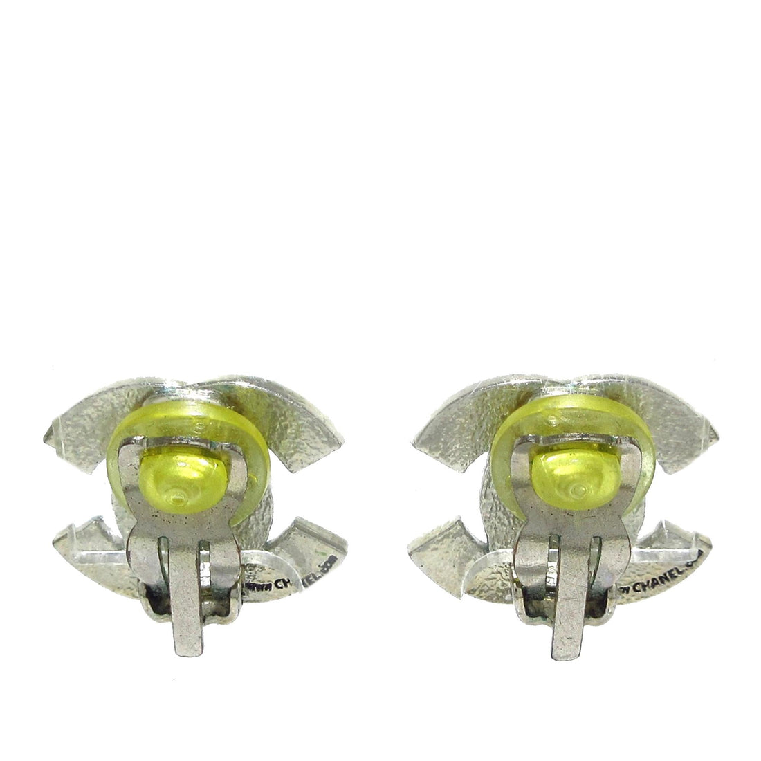 Pearl Street Bags Chanel International Flags Clip On Earrings (SHG-BX7fJa)