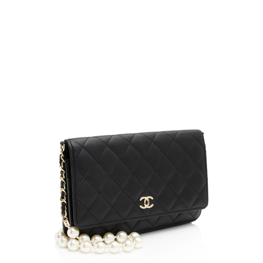 Pearl Street Bags Chanel Lambskin Classic Wallet on Pearl Chain (SHF-UG7p9q)