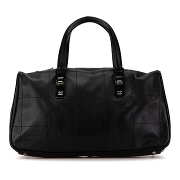 Pearl Street Bags Chanel Lambskin Square Stitch Handbag (SHG-1TXj0Y)