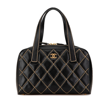 Chanel Lambskin Wild Stitch Handbag (SHG-xmx7gP)