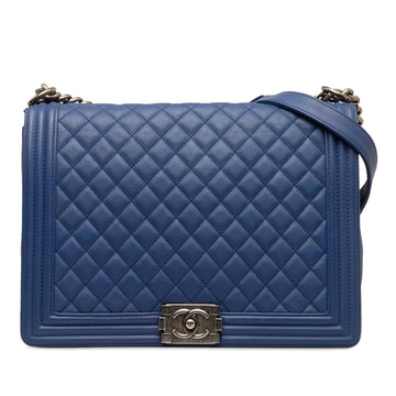 Pearl Street Bags Chanel Large Lambskin Boy Flap (SHG-u6C00y)