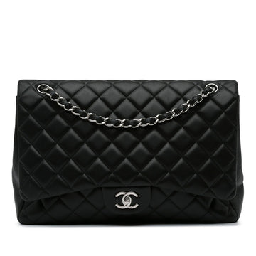 Chanel Maxi Classic Lambskin Single Flap (SHG-C8eJpN)